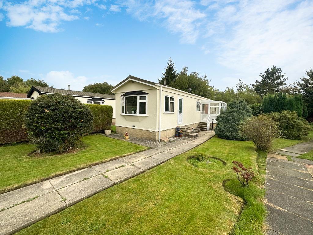 Crag View, Overdale Park, Skipton 2 bed park home for sale £139,950
