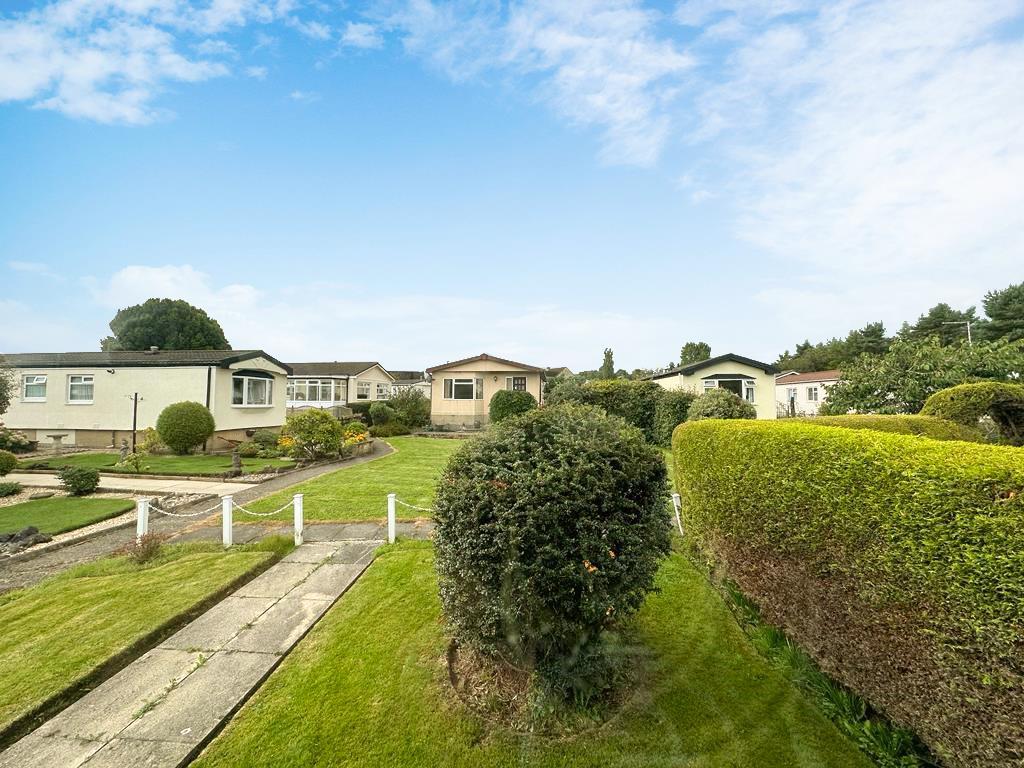 Crag View, Overdale Park, Skipton 2 bed park home for sale £139,950