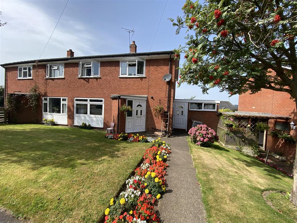 Birch Grove, Ruyton Xi Towns, Shrewsbury 3 bed semidetached house for