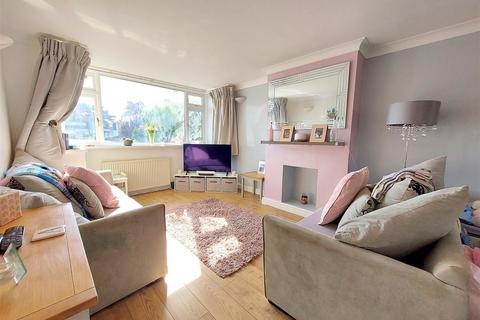 18 Bala Close, Stourport-on-severn, DY13 8JJ