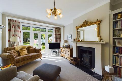 66 Farm Fields, South Croydon, CR2 0HP