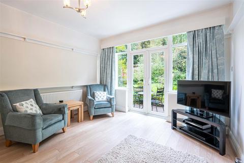 67 Clifton Road, Sutton Coldfield, B73 6EN