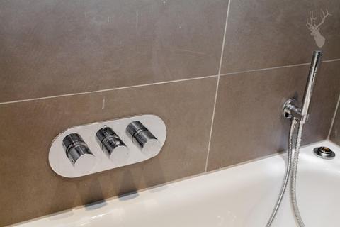 Flat 4, 479 - 481 Roman Road, London, E3 5LX