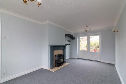 12 Avondale, Cotgrave, Nottingham, NG12 3LR