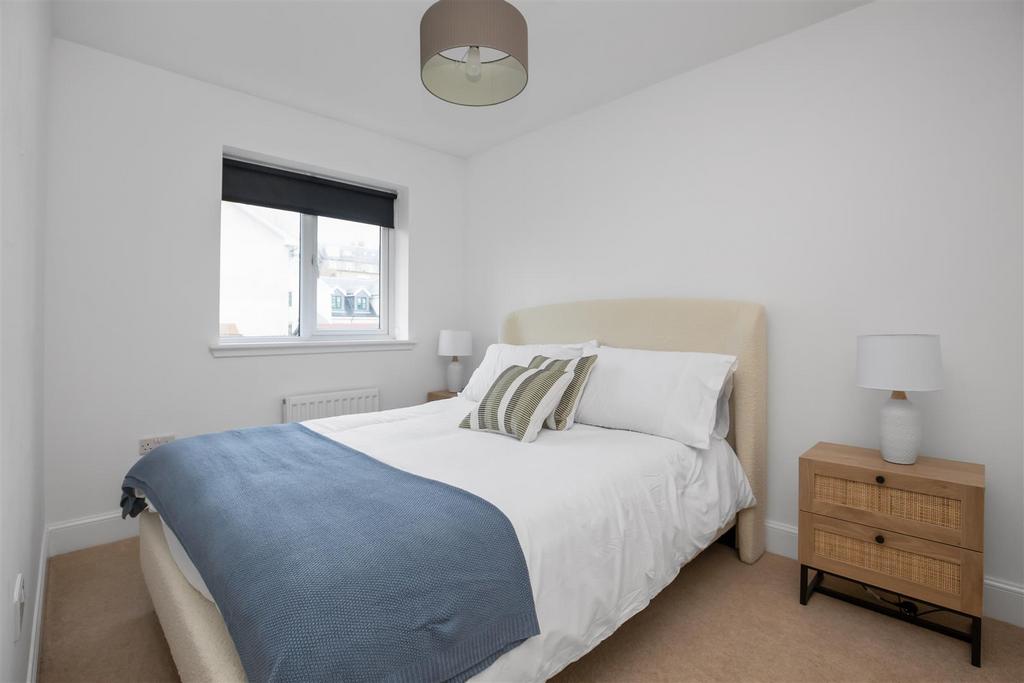 38 Lady Campbells Court 17.jpg