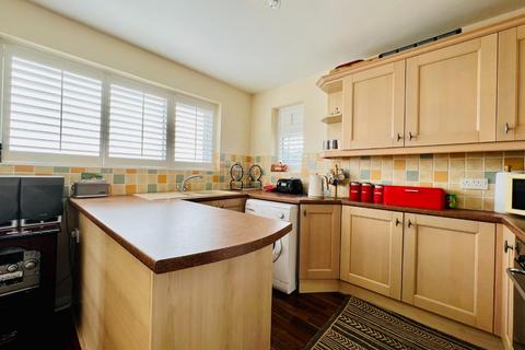 2 bedroom apartment for sale, High Point, The Parade, Folkestone, Kent