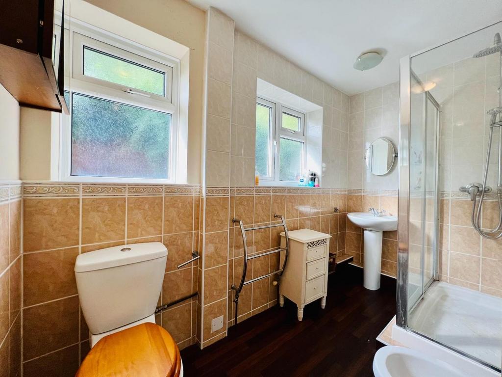 Bathroom.jpeg