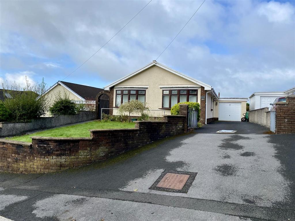 Llandeilo Road, Upper Brynamman, Ammanford 4 bed house for sale £345,000