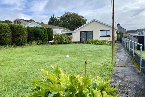 4 bedroom house for sale, Llandeilo Road, Upper Brynamman, Ammanford