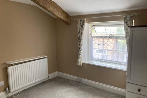 2 bedroom terraced house to rent, Combeland Road, Minehead, TA24