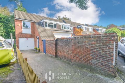 33 Ribbledale, London Colney, St Albans, AL2 1TD