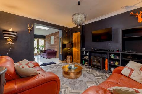 3 bedroom terraced house for sale - 4 Grierson Avenue, Edinburgh, EH5 2AP