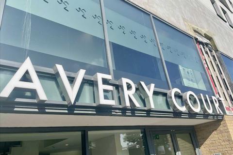 3 bedroom apartment to rent, Capitol Way, Colindale, London