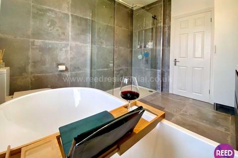 25 Dalmatia Road, Southend-on-sea, SS1 2QG