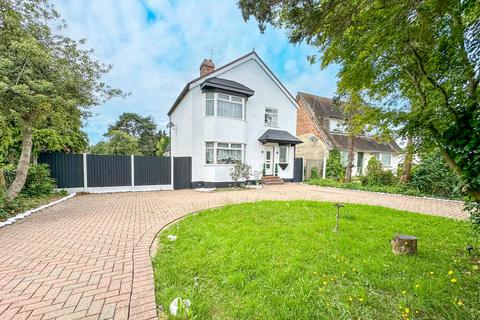 4 bedroom detached house for sale, Wraysbury, Berkshire