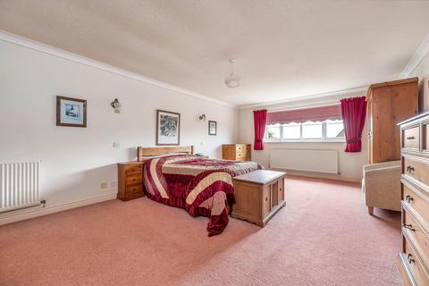 56 Barrowby Gate, Grantham, NG31 7LT