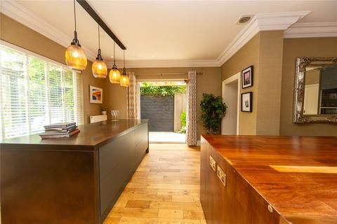 67 Ninian Road, Cardiff, CF23 5EL