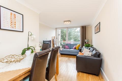 91 Pulteney Close, London, E3 5LP