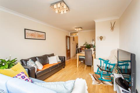 91 Pulteney Close, London, E3 5LP