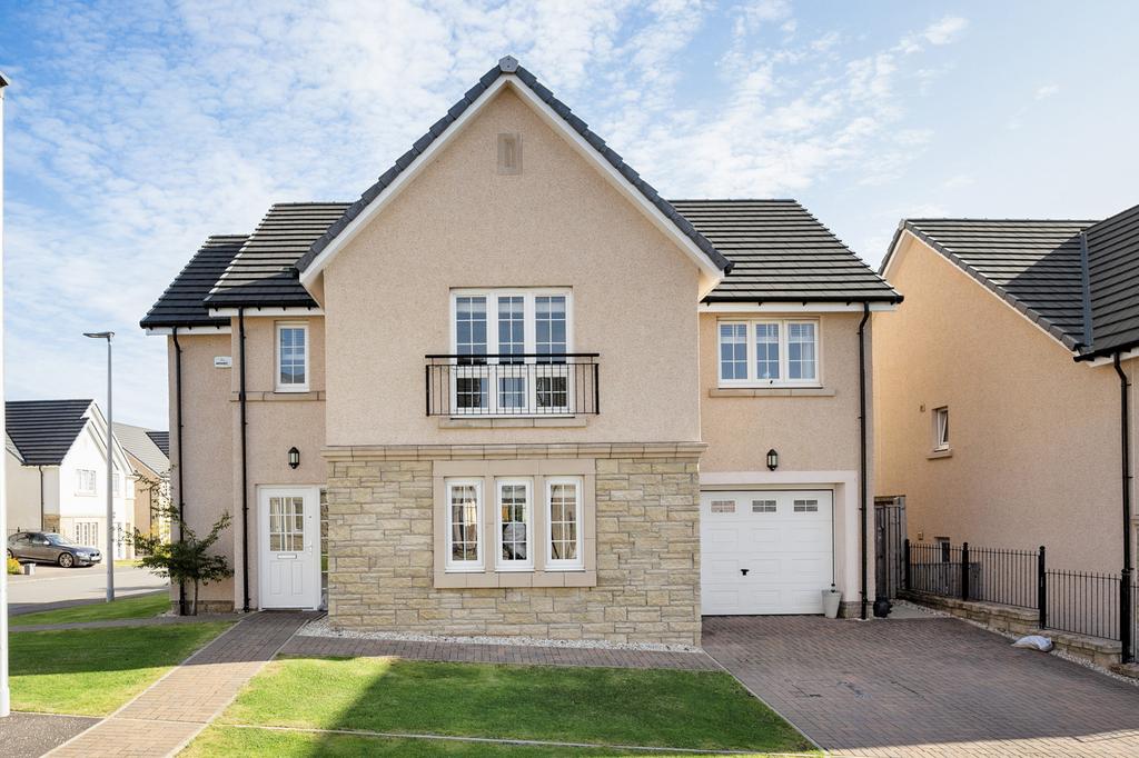 12 Ashgrove Gardens, Loanhead, EH20 9GA 4 bed detached house for sale £485,000