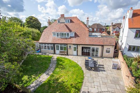 5 bedroom detached house for sale, Lindenthorpe Road, Broadstairs, CT10