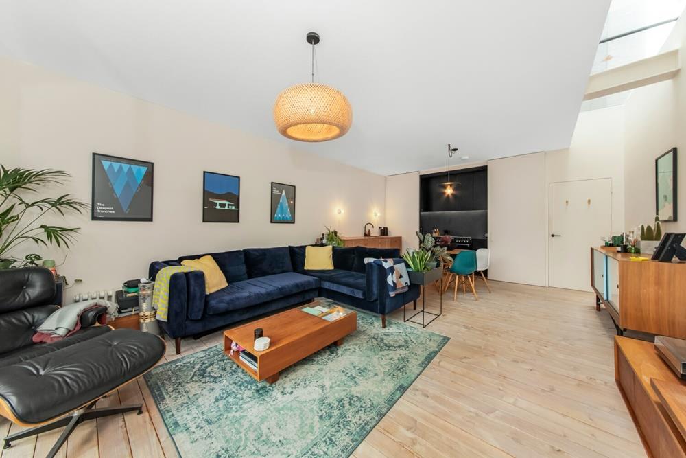 Westbourne Drive, Forest Hill, London, SE23 2 bed apartment for sale