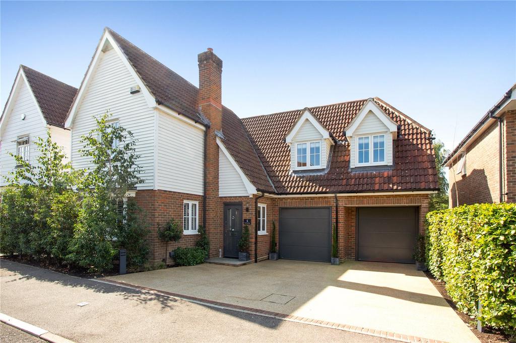 Buttercup Close, Paddock Wood, Tonbridge, Kent, TN12 5 bed detached