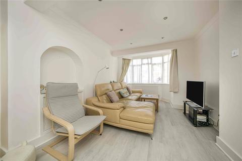 27 Bargate Close, New Malden, KT3 6BG