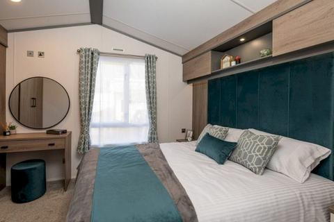 2 bedroom static caravan for sale, Smithy Leisure Park, Cabus PR3