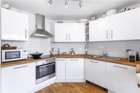 2 bedroom apartment to rent, Sweden Gate, London, SE16