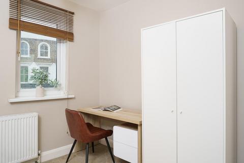 1 bedroom flat to rent, 1 Bedroom Garden Flat For Rent in Hackney, E9