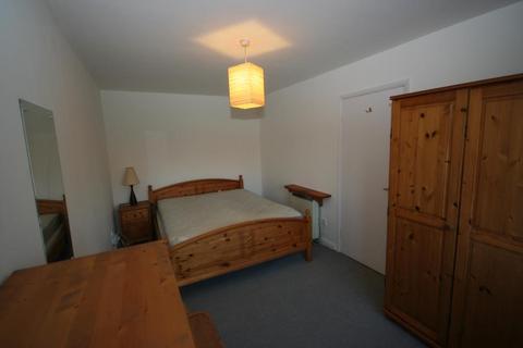 2 bedroom flat to rent, HARROW