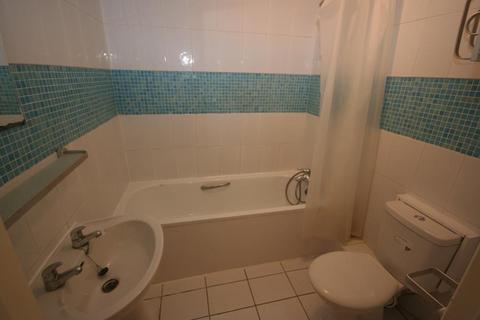 2 bedroom flat to rent, HARROW