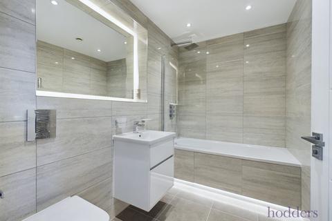 1 bedroom apartment to rent, Station Road, Addlestone, KT15