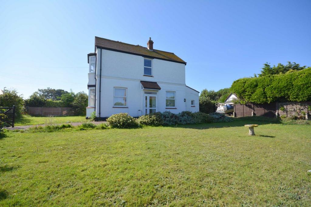 Cliff Road, Birchington 4 bed semidetached house £525,000