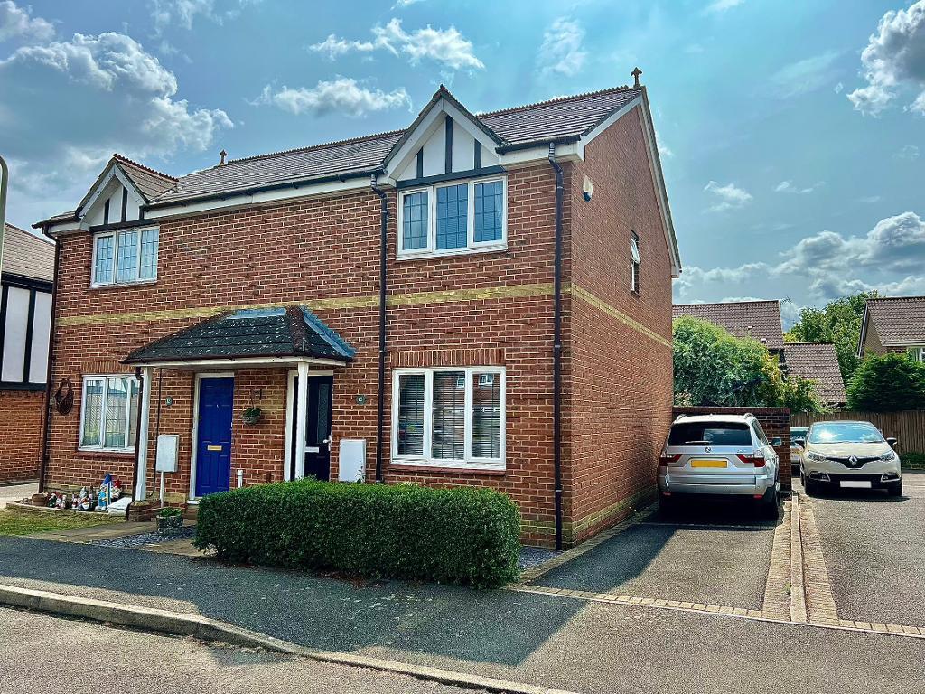 Corner Field, Kingsnorth, Ashford, Kent, TN23 3 bed semidetached house