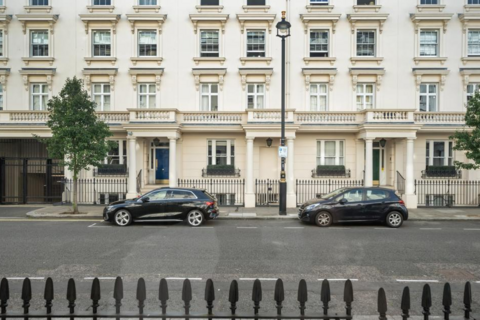 undefined, Gloucester Street, Pimlico, London, SW1V