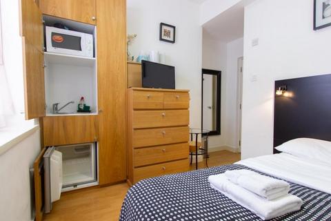 Studio to rent, North Gower Street, Euston, London, NW1
