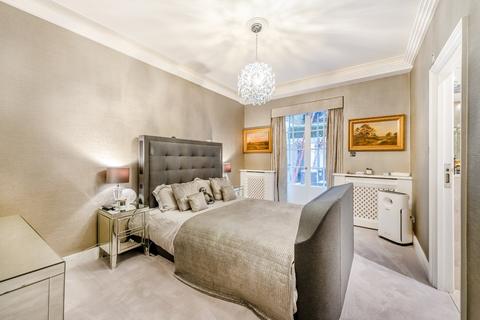 2 bedroom flat for sale, Lennox Gardens, London