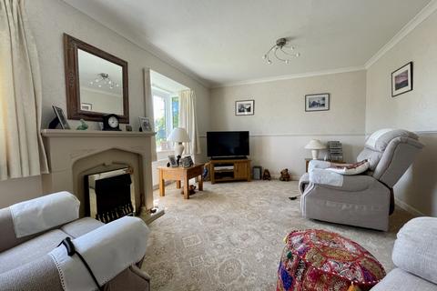 8 Dinnis Close, Tedburn St Mary, Exeter, EX6 6RP