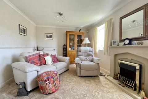 8 Dinnis Close, Tedburn St Mary, Exeter, EX6 6RP