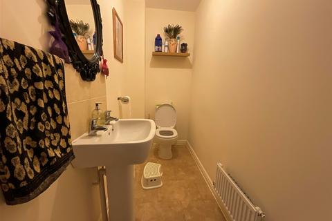 34 Stephens Close, Romford, RM3 7RS