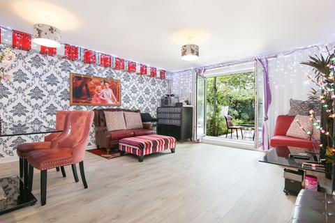 3 bedroom ground floor flat for sale - 3/1 Thorntreeside, Leith, Edinburgh, EH6 8FE