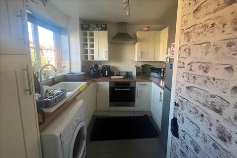 168 Redford Close, Feltham, TW13 4TF