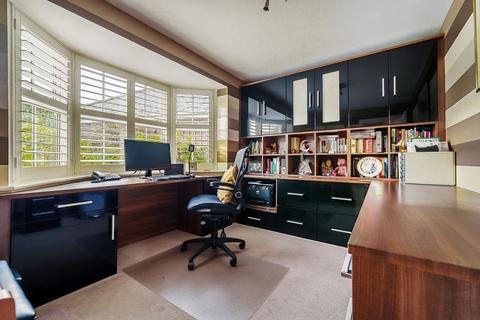 1 The Manor, Shinfield, Reading, RG2 9DP