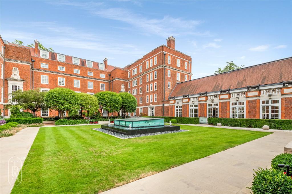 Duchess Of Bedfords Walk, Kensington, London, W8 2 bed apartment to