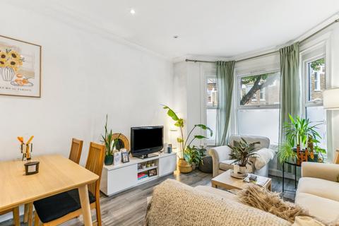 1 bedroom apartment for sale, Harbut Road, London, SW11