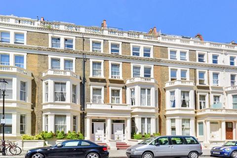 Studio to rent, Penywern Road, Earls Court, London, SW5