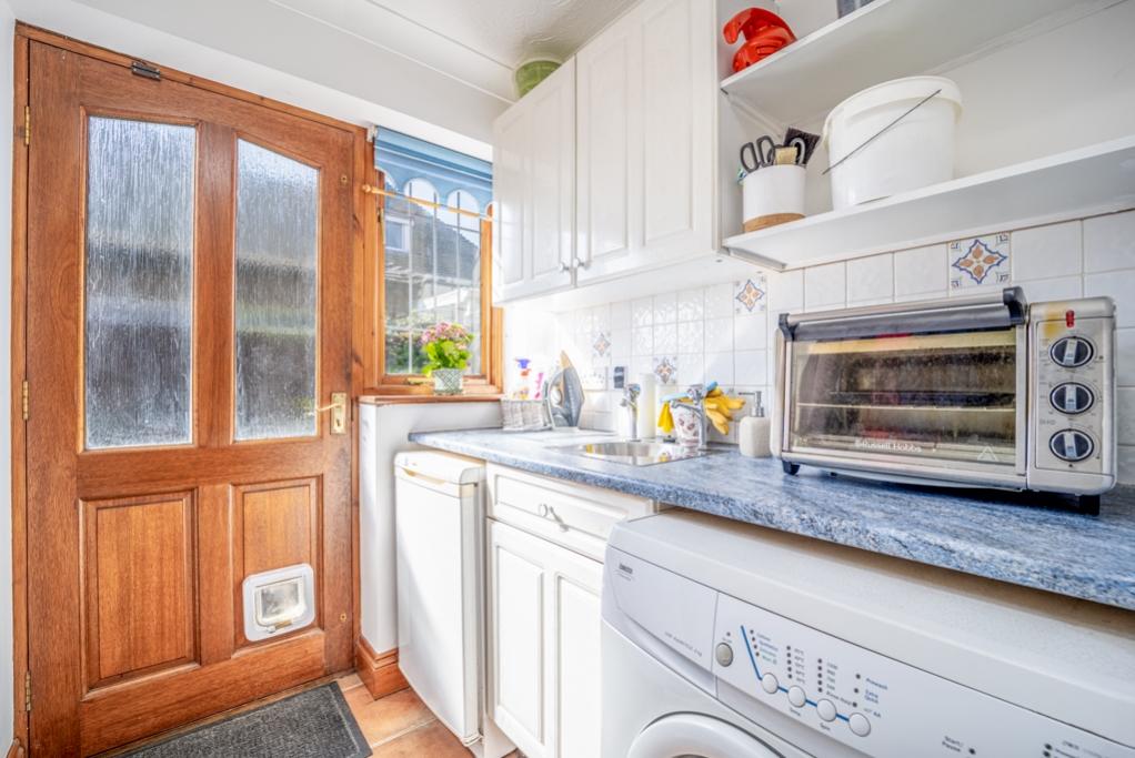43 Station Road, Surfleet-16