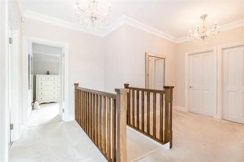 84 The Ridgeway, London, E4 6PU